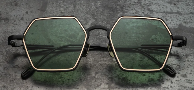 Lunettes de soleil Capote C006