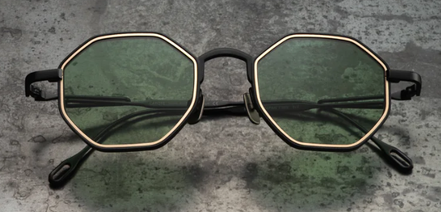 Lunettes de soleil Capote C008
